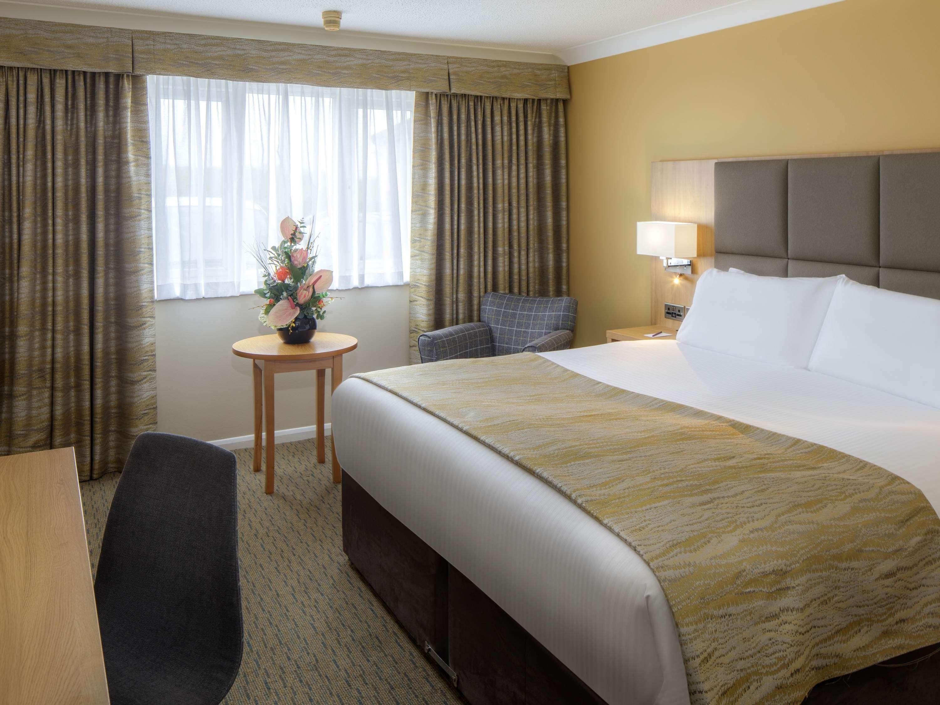 Mercure Hatfield Oak Hotel Eksteriør bilde