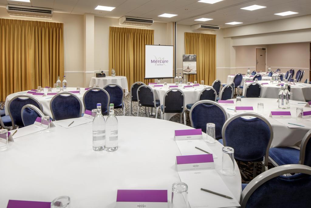 Mercure Hatfield Oak Hotel Eksteriør bilde