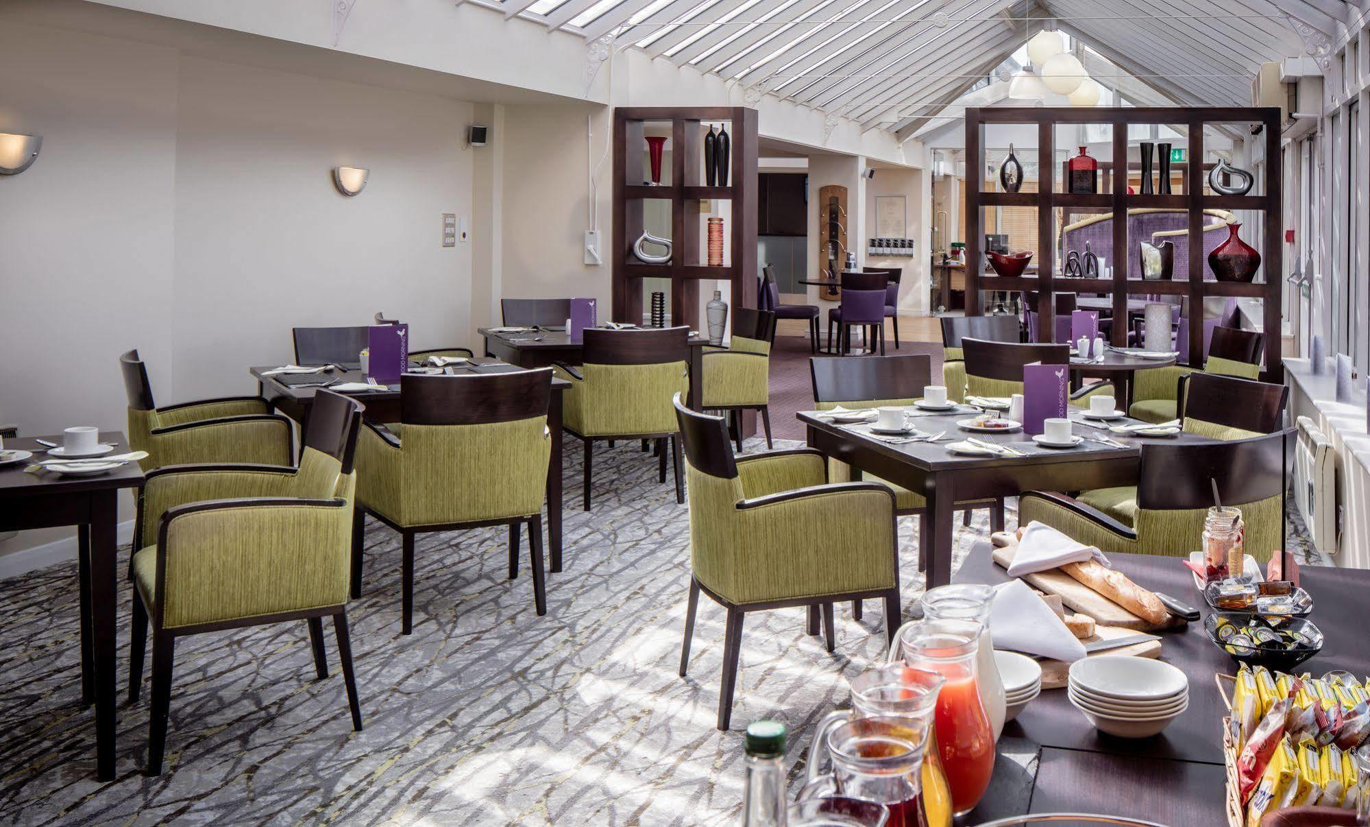 Mercure Hatfield Oak Hotel Eksteriør bilde